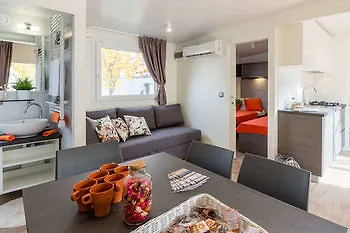 Kamp Porton Biondi Mobile Homes 3*