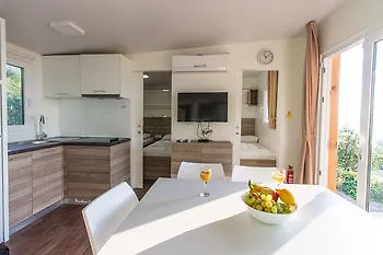 Kamp Porton Biondi Mobile Homes Hotel 3*
